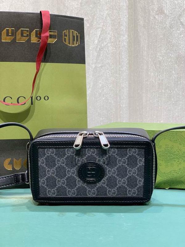 Gucci Handbags 263